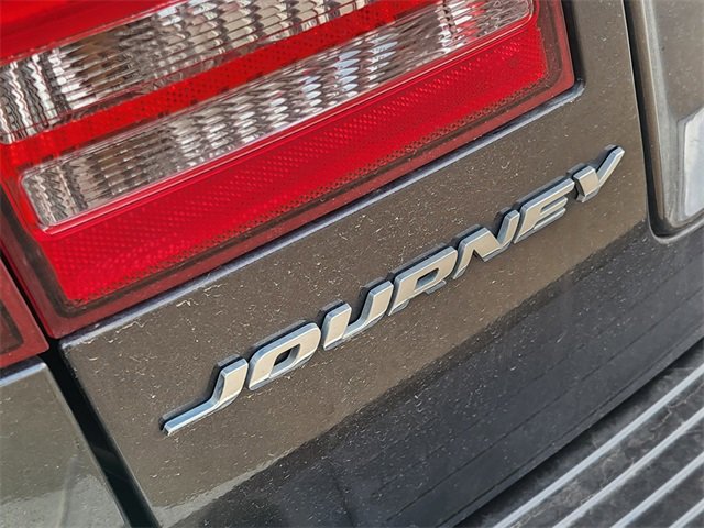Used 2020 Dodge Journey SE w/ SE Popular Equipment Group FWD image 10