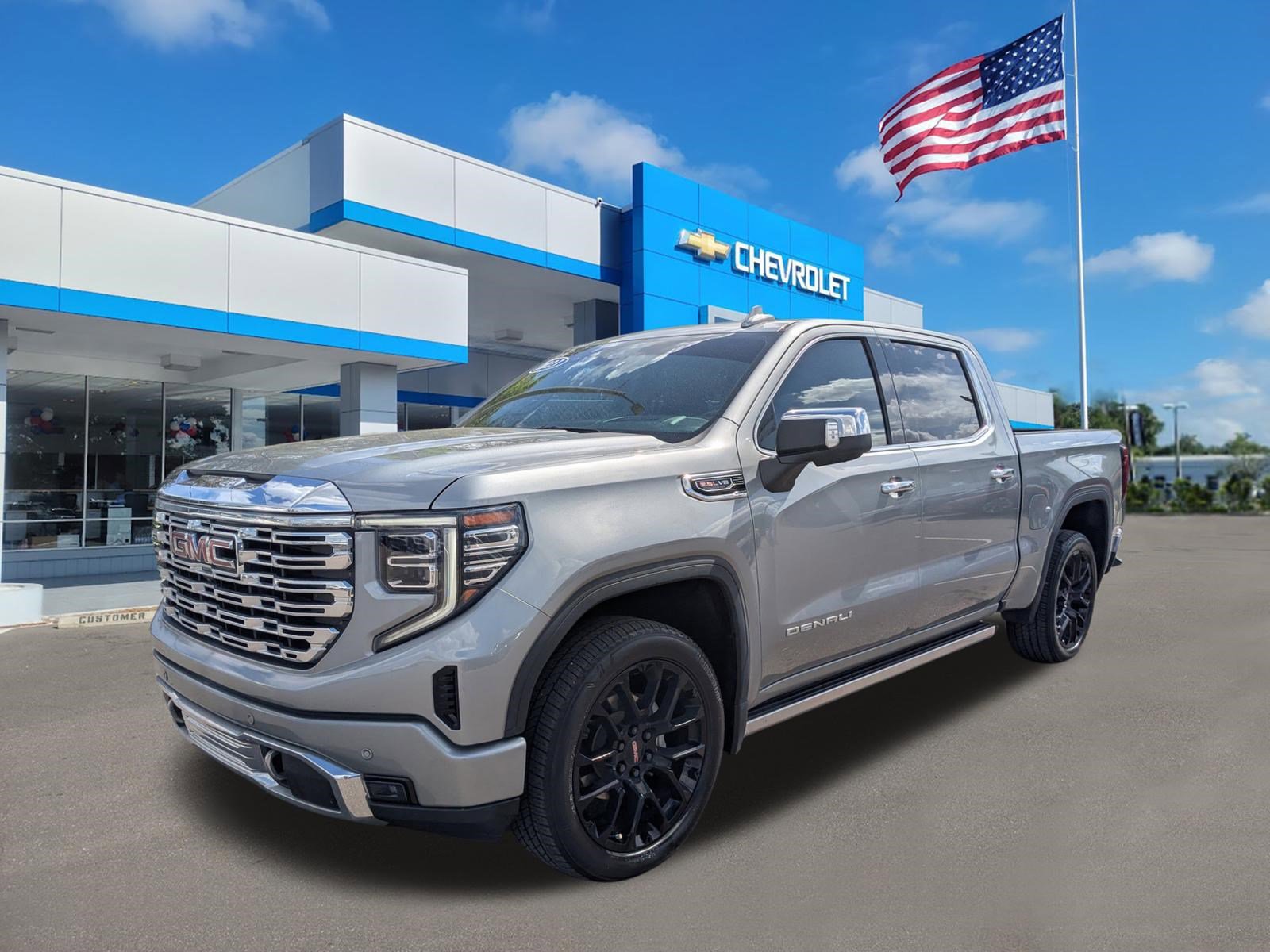 Used 2023 GMC Sierra 1500 Denali w/ Denali Reserve Package AWD/4WD image 9