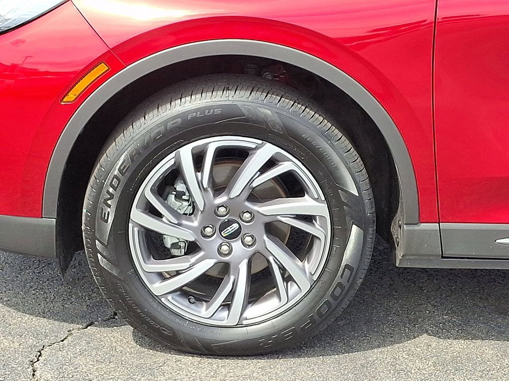 Certified 2024 Lincoln Corsair AWD w/ Equipment Group 101A image 8