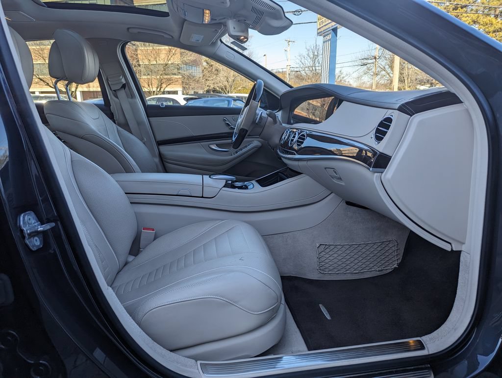 Used 2018 Mercedes-Benz S 560 4MATIC Sedan image 28