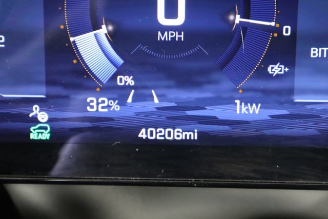 Used 2024 Chevrolet Equinox EV LT FWD image 35