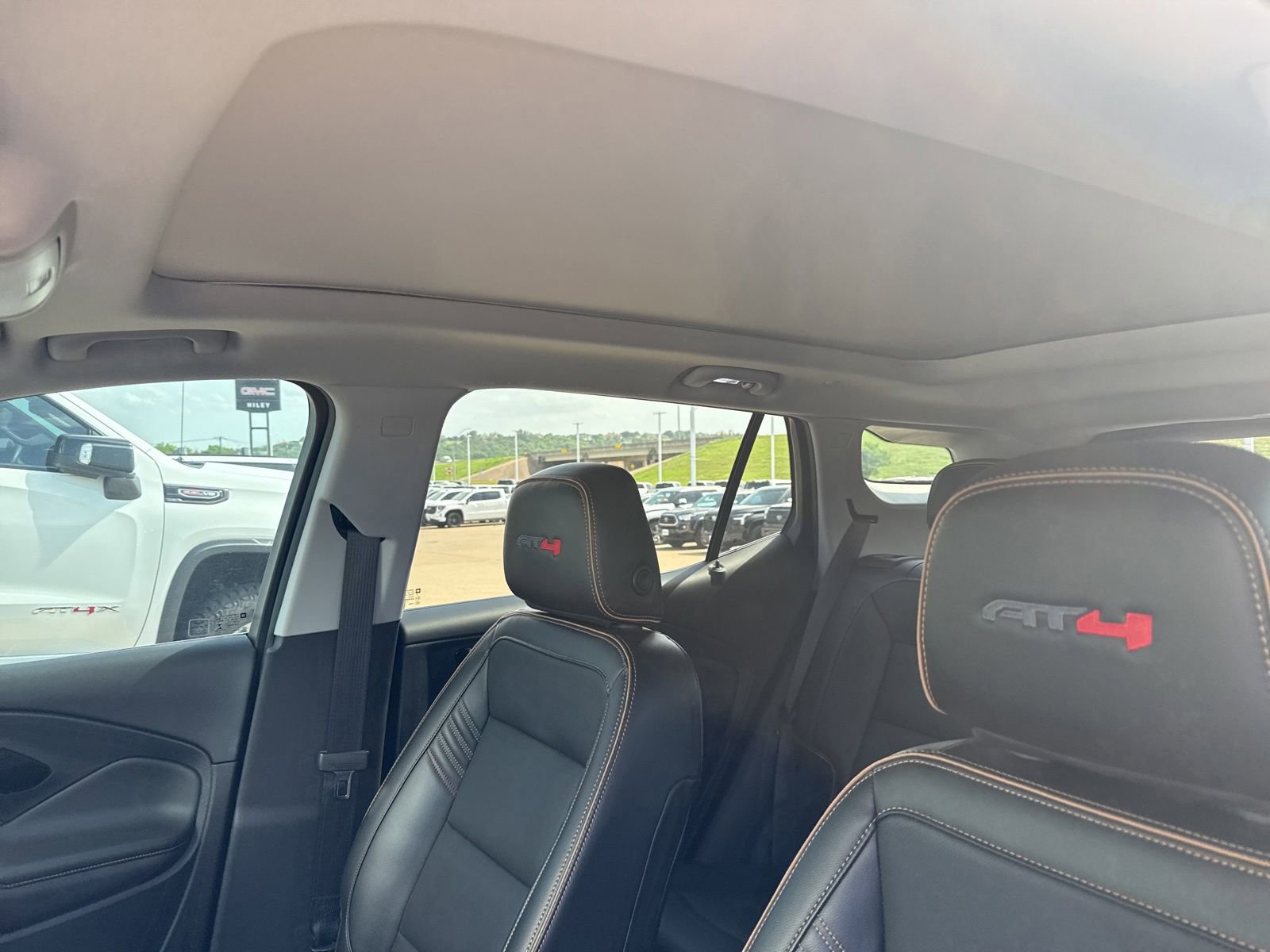 Used 2023 GMC Terrain AT4 w/ Tech Package AWD/4WD image 12