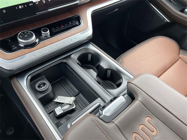 New 2026 Ford Expedition Max King Ranch image 16