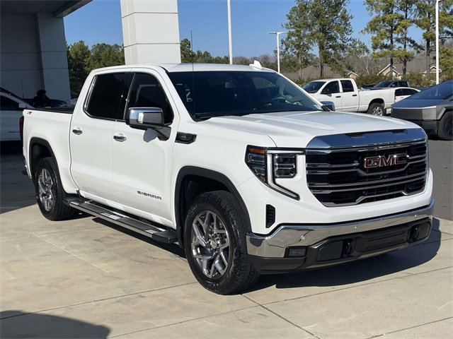 Used 2022 GMC Sierra 1500 SLT w/ SLT Premium Plus Package image 4