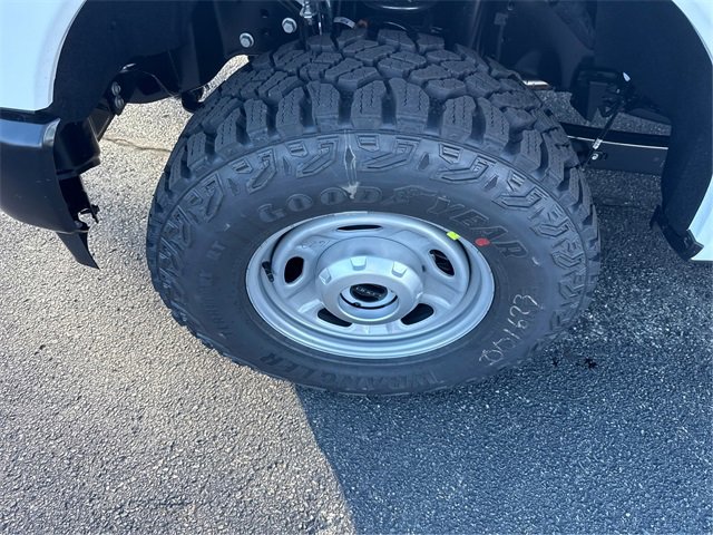 New 2026 Ford F250 XL w/ XL Off-Road Package image 15