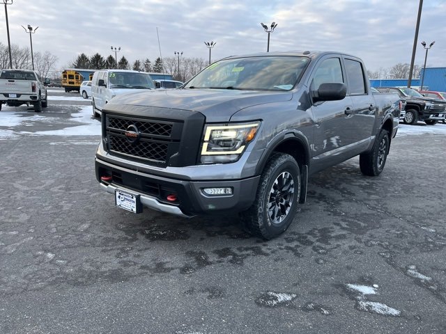 Used 2021 Nissan Titan PRO-4X image 3