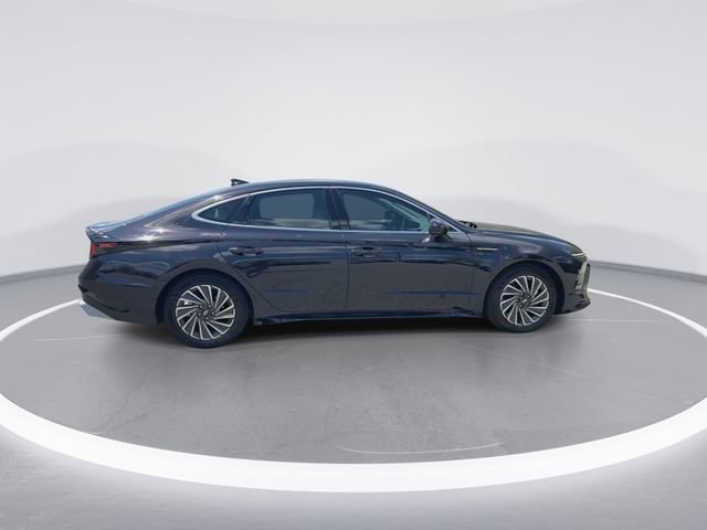 Certified 2025 Hyundai Sonata SEL FWD image 9