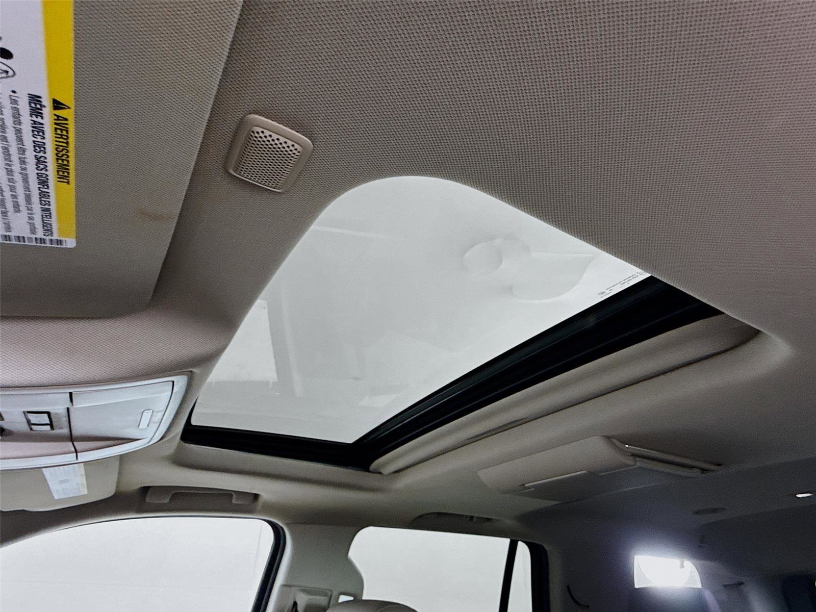 Used 2016 GMC Yukon SLT w/ Open Road Package image 17