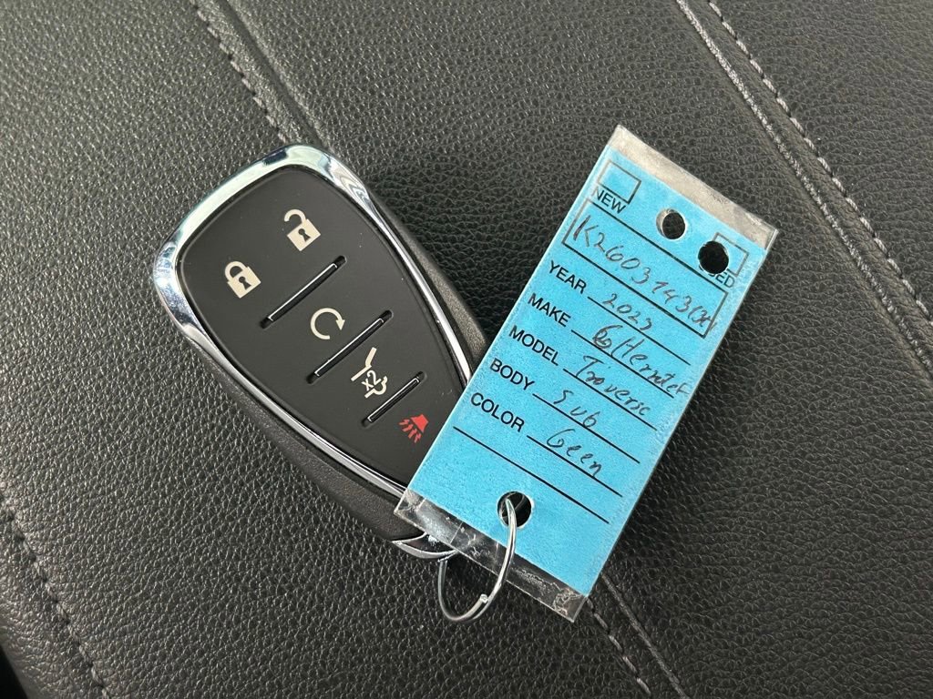 Used 2023 Chevrolet Traverse LT image 50