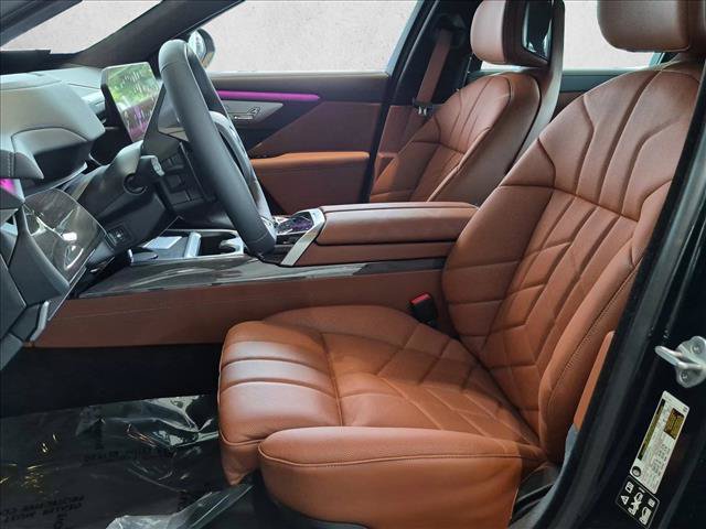New 2027 BMW 740i xDrive w/ Executive Package AWD/4WD image 4