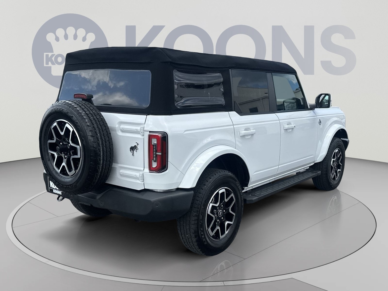 Used 2024 Ford Bronco Outer Banks AWD/4WD image 11