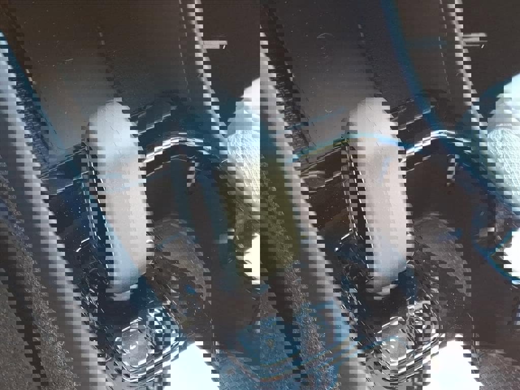 New 2026 Volvo EX40 Plus w/ Climate Package image 21