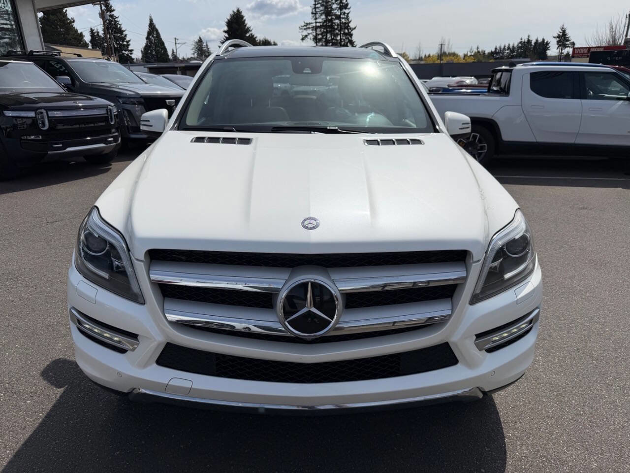Used 2016 Mercedes-Benz GL 450 4MATIC w/ Premium I Package image 14