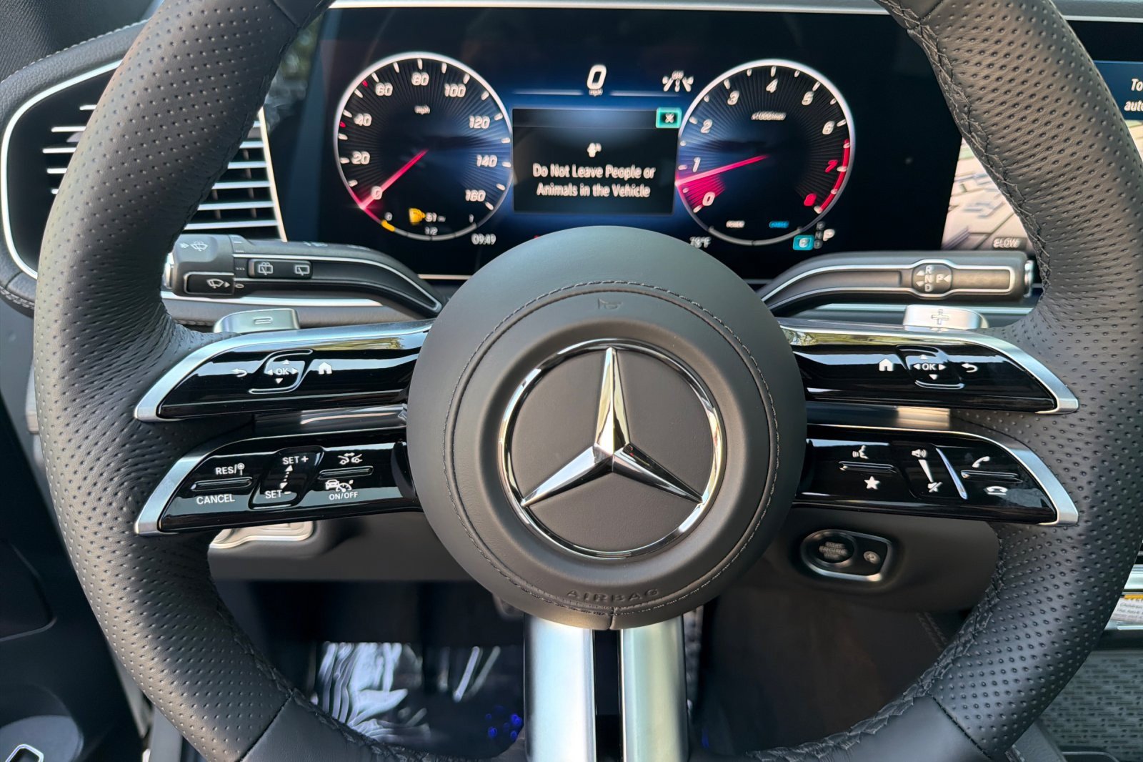 New 2026 Mercedes-Benz GLS 450 4MATIC image 24