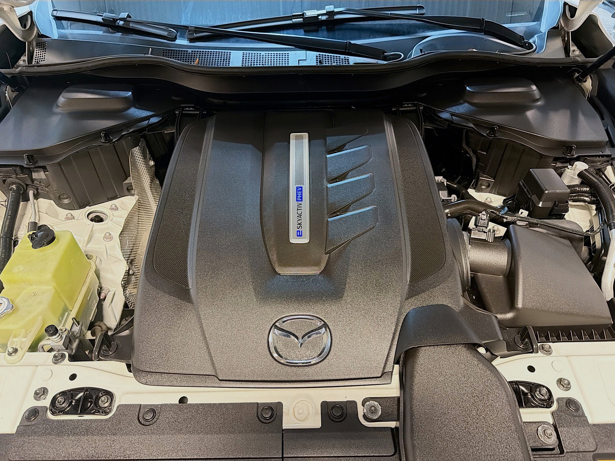 Used 2024 MAZDA CX-90 Plug-In Hybrid w/ Premium Pkg image 36