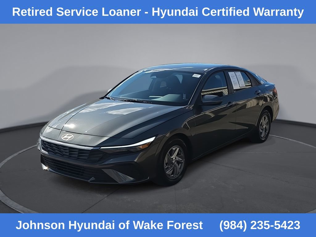 Used 2025 Hyundai Elantra SE