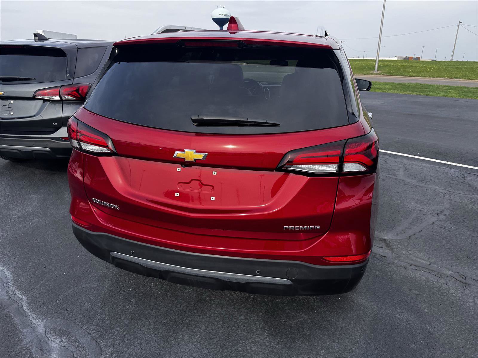 Used 2024 Chevrolet Equinox Premier w/ LPO, Floor Liner Package image 3