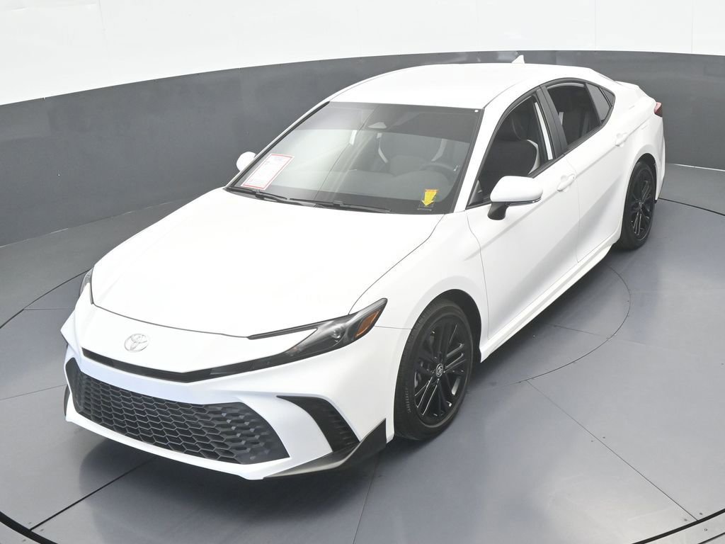 Used 2026 Toyota Camry SE image 47