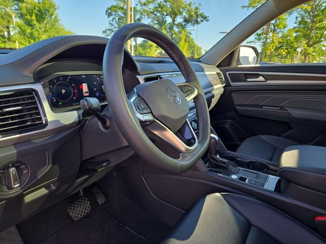 Used 2023 Volkswagen Atlas SE w/ Panoramic Sunroof Package FWD image 25