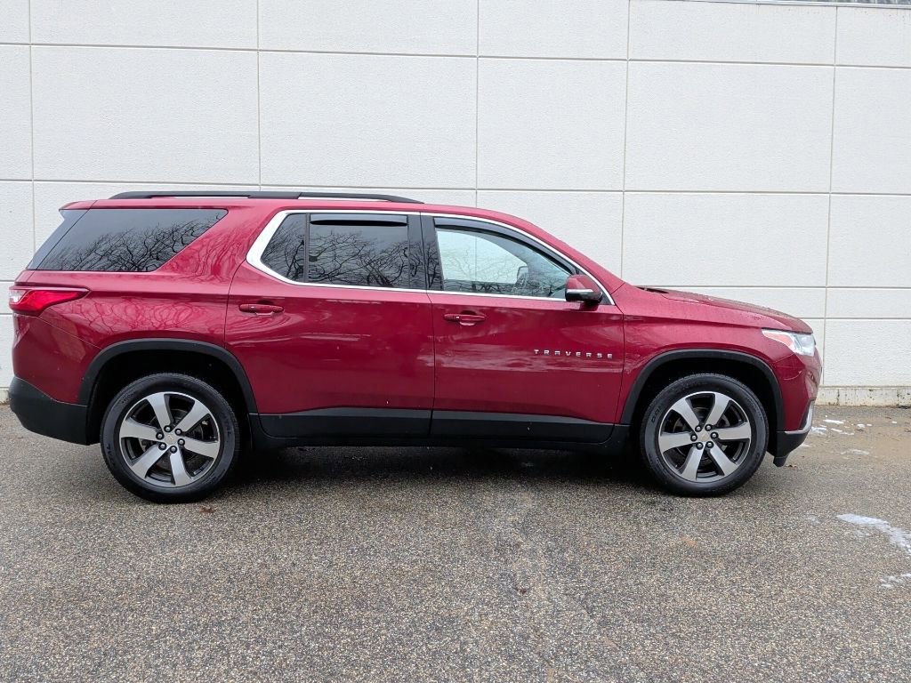 Used 2020 Chevrolet Traverse LT w/ LT Premium Package image 5