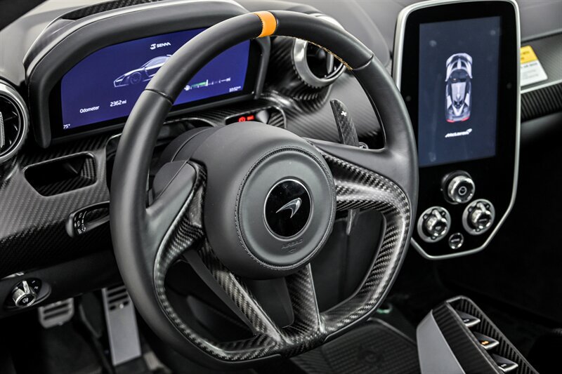 Used 2019 McLaren Senna RWD image 28