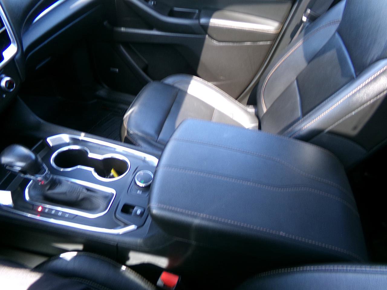 Used 2019 Chevrolet Traverse RS AWD/4WD image 37