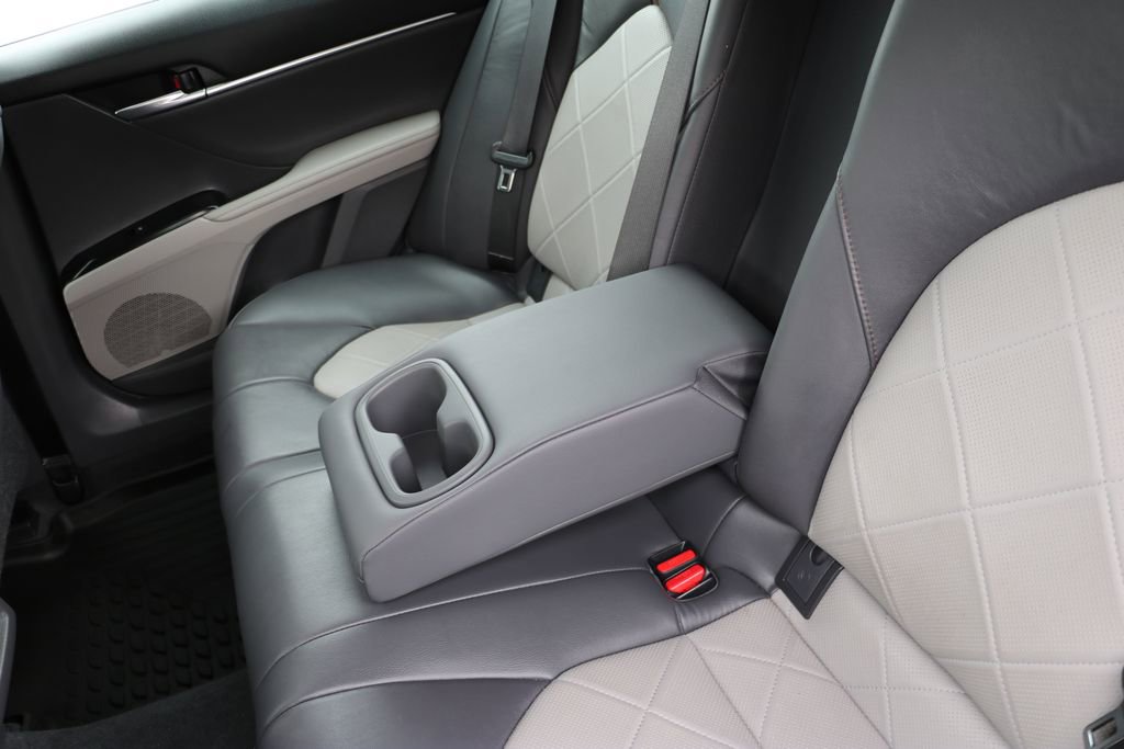 Used 2019 Toyota Camry XLE w/ Driver Assist Package FWD image 25