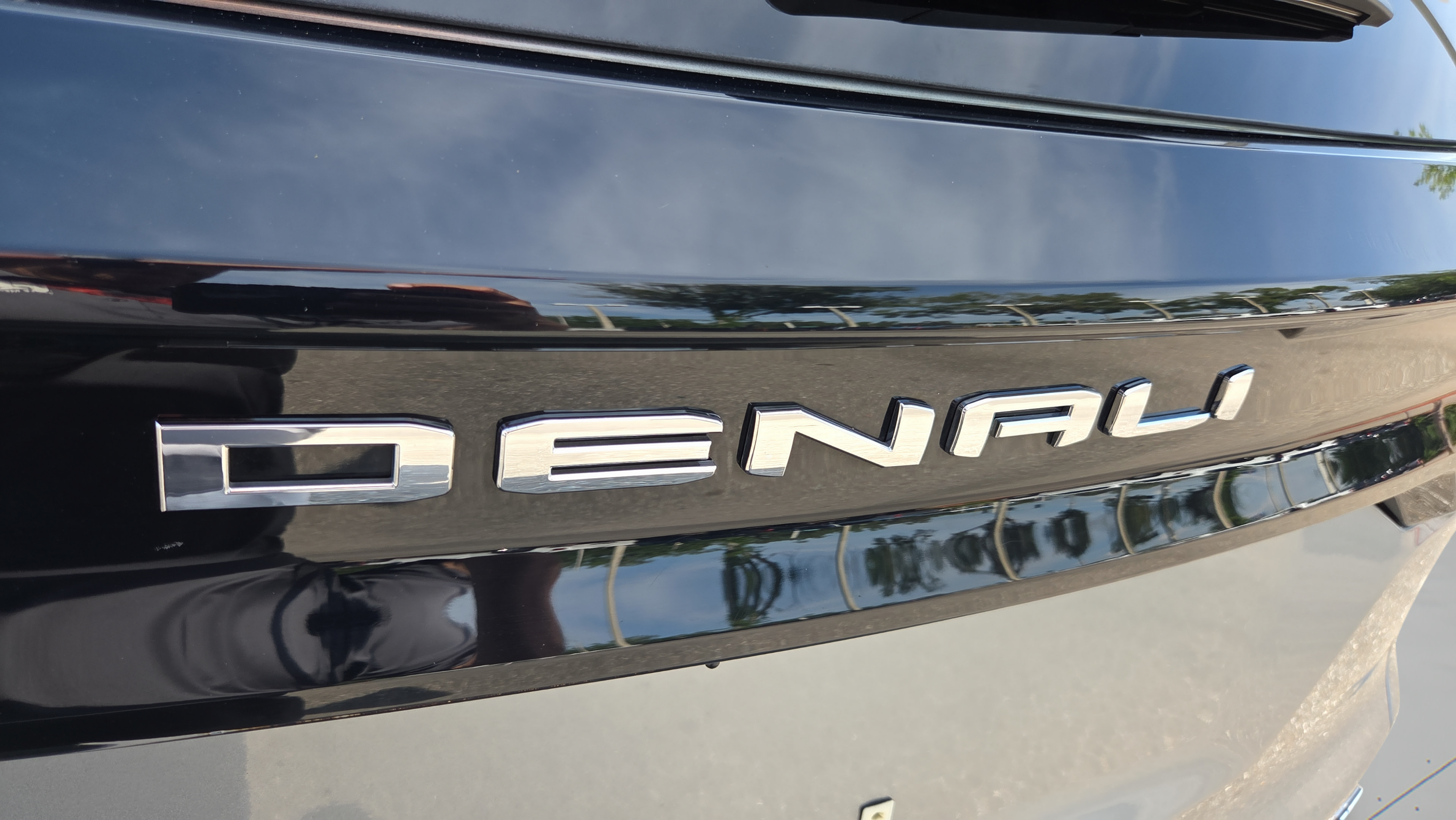 Certified 2024 GMC Acadia Denali FWD image 32