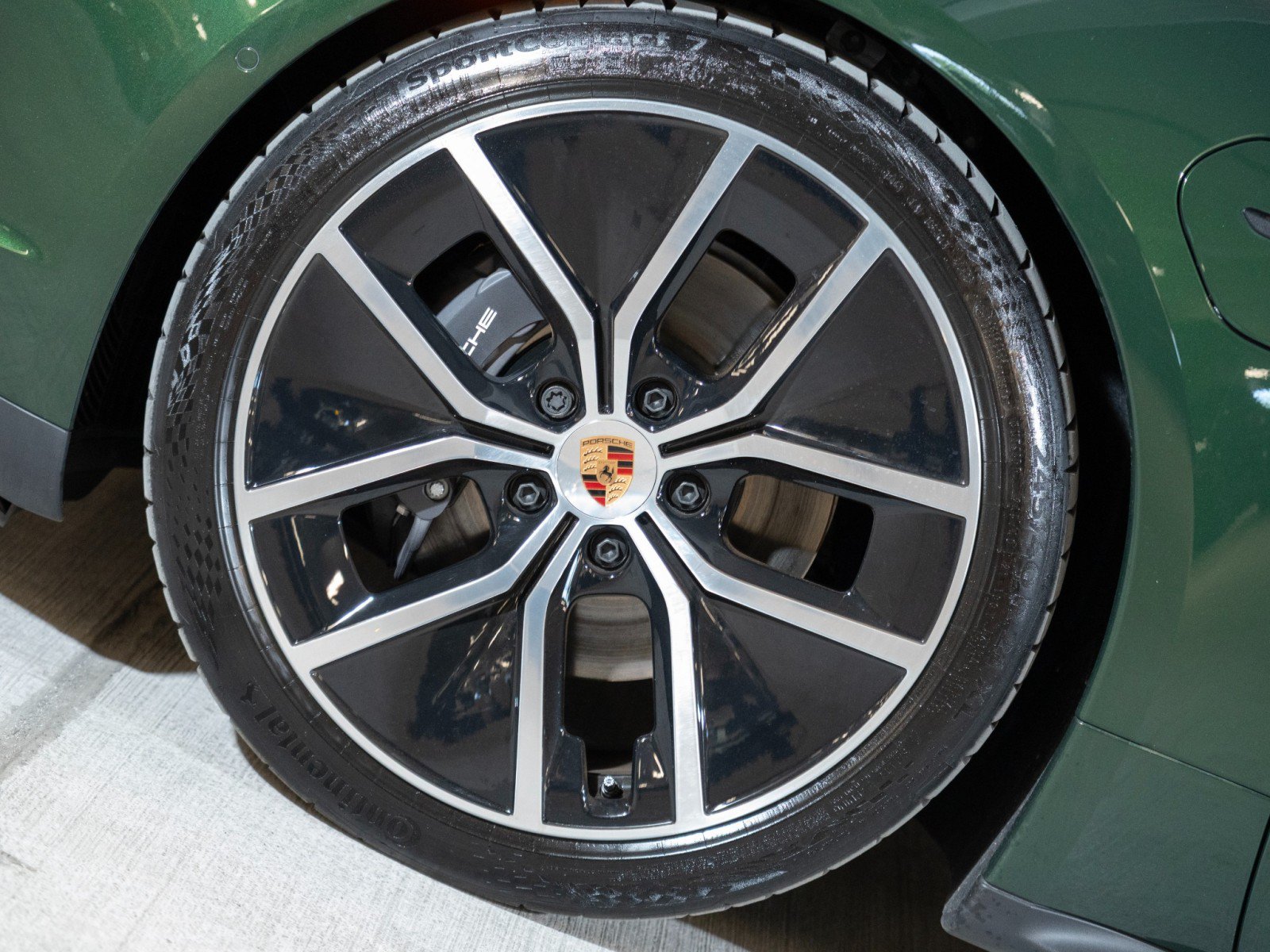 New 2026 Porsche Taycan AWD/4WD image 9