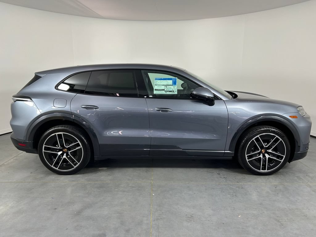 New 2026 Porsche Cayenne Electric AWD/4WD image 8