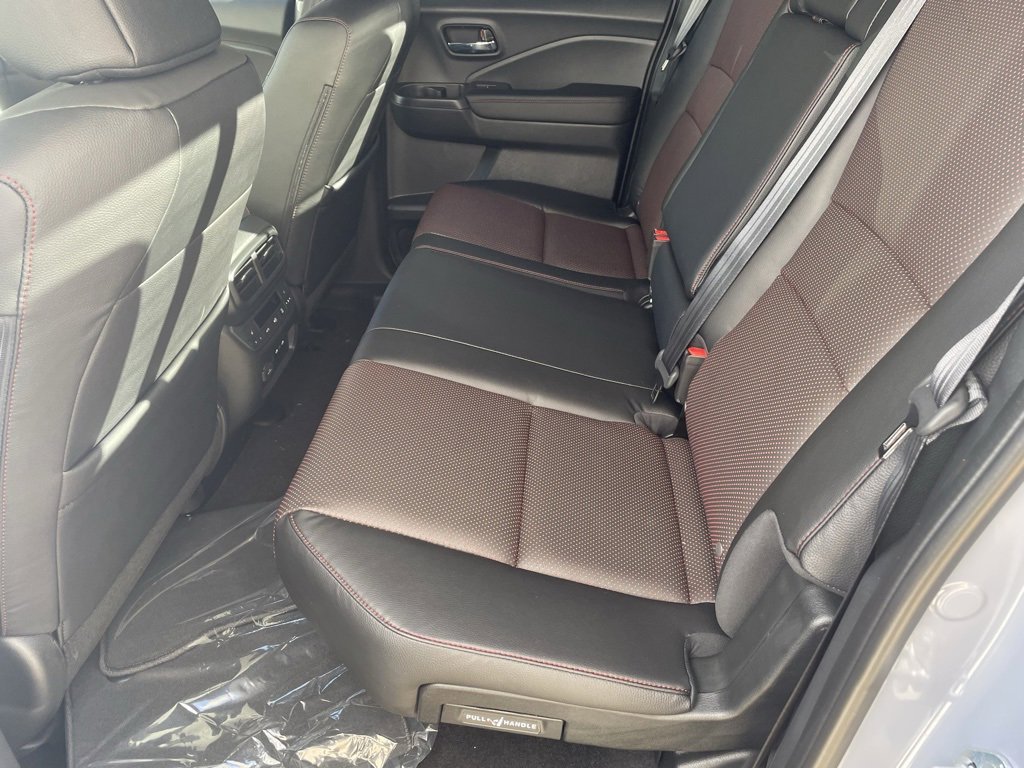 New 2026 Honda Ridgeline Black Edition image 12