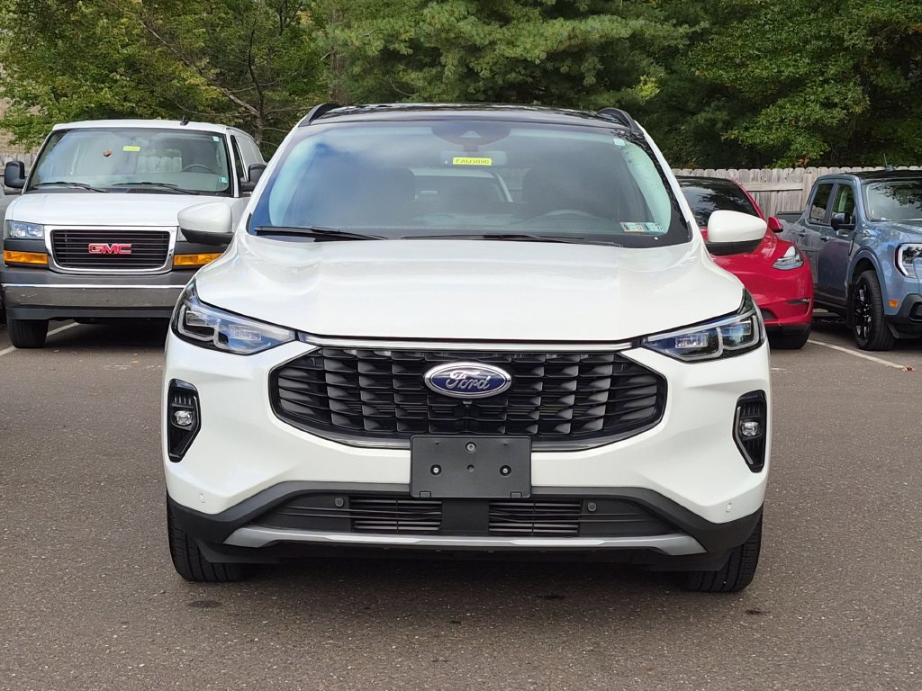 Certified 2023 Ford Escape Platinum w/ Premium Technology Package AWD/4WD image 6