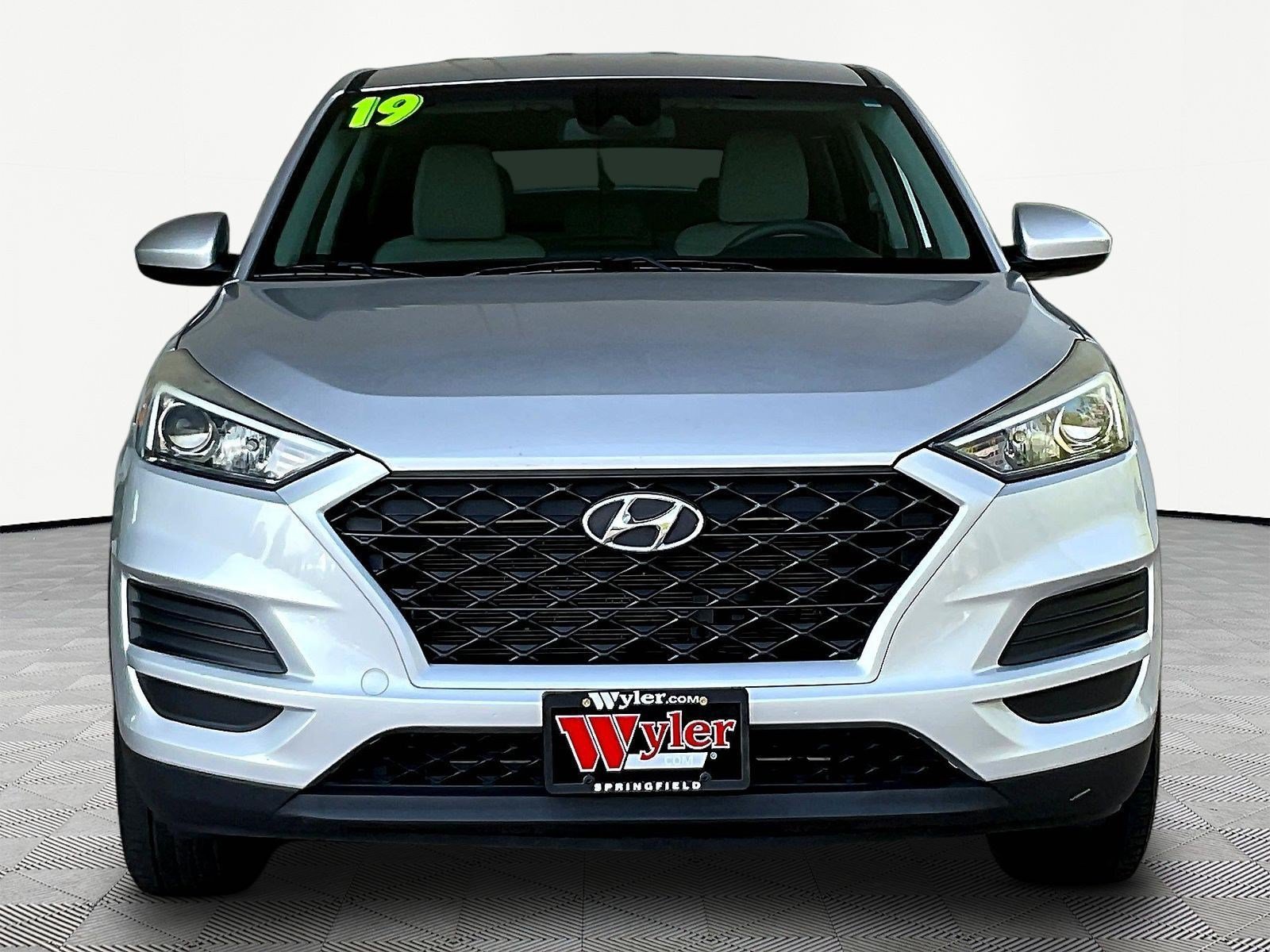 Used 2019 Hyundai Tucson SE FWD image 2