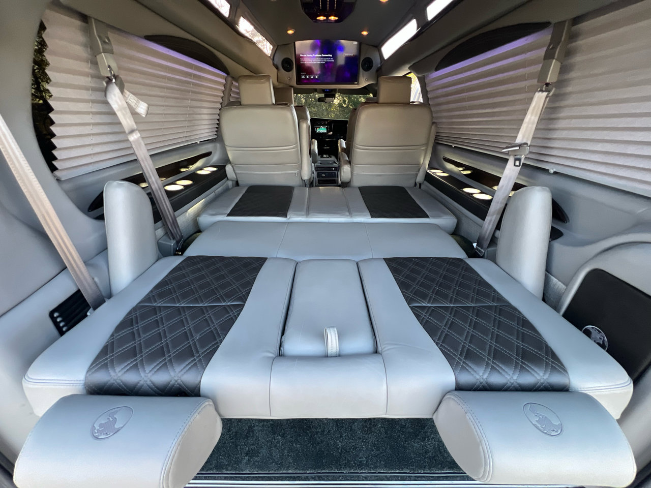 Used 2022 Chevrolet Express 2500 Extended w/ Enhanced Convenience Package image 42