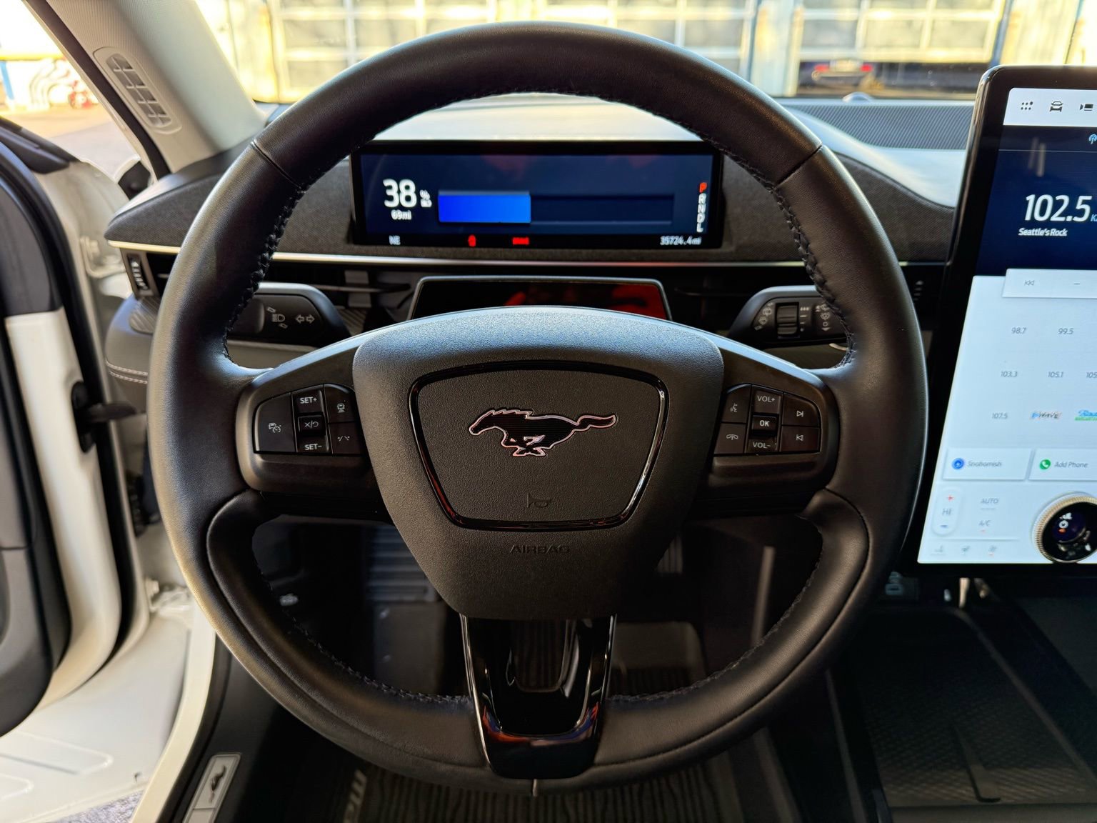 Used 2023 Ford Mustang Mach-E Premium image 15