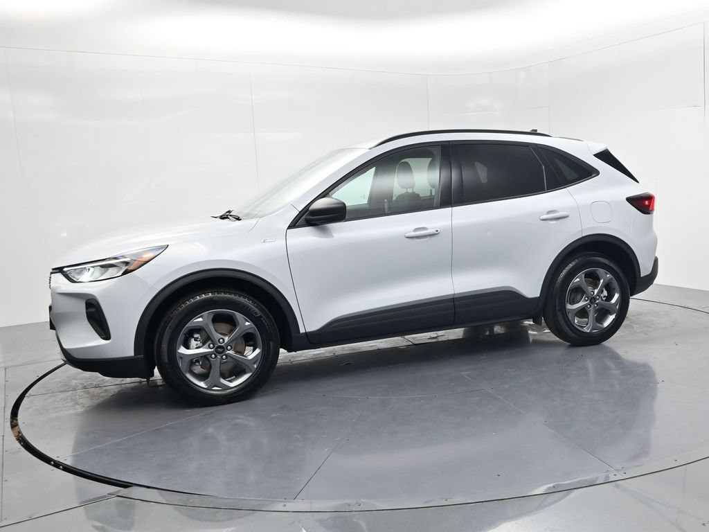 Used 2025 Ford Escape ST-Line AWD/4WD image 4