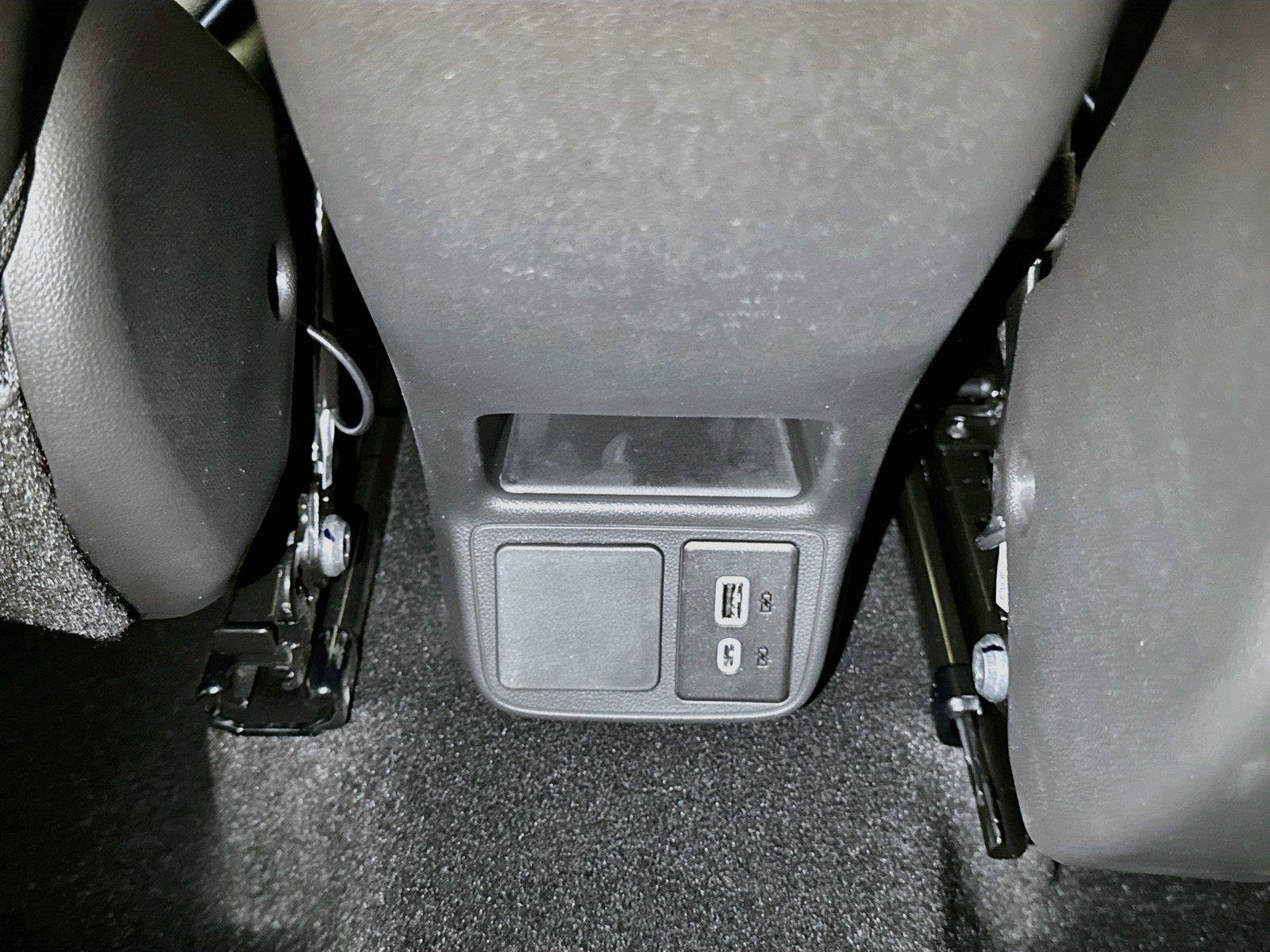 New 2026 Buick Encore GX Sport Touring w/ Advanced Technology Package AWD/4WD image 13