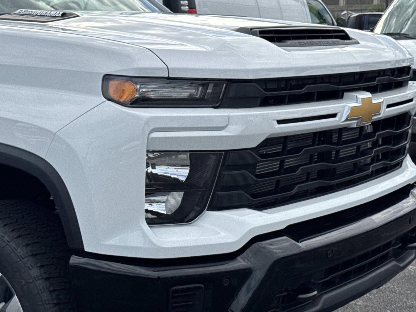 New 2026 Chevrolet Silverado 2500 Custom w/ Custom Value Package AWD/4WD image 7