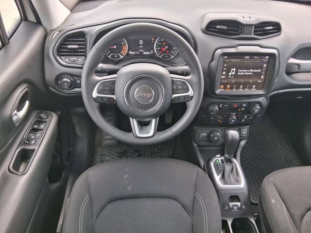 Used 2023 Jeep Renegade Altitude AWD/4WD image 8