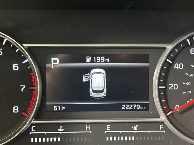 Used 2023 Kia Sorento LX image 18