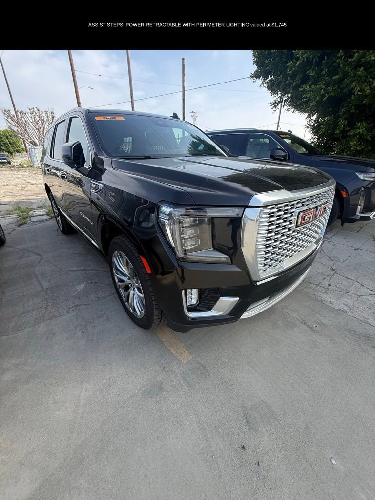 Used 2023 GMC Yukon Denali image 3