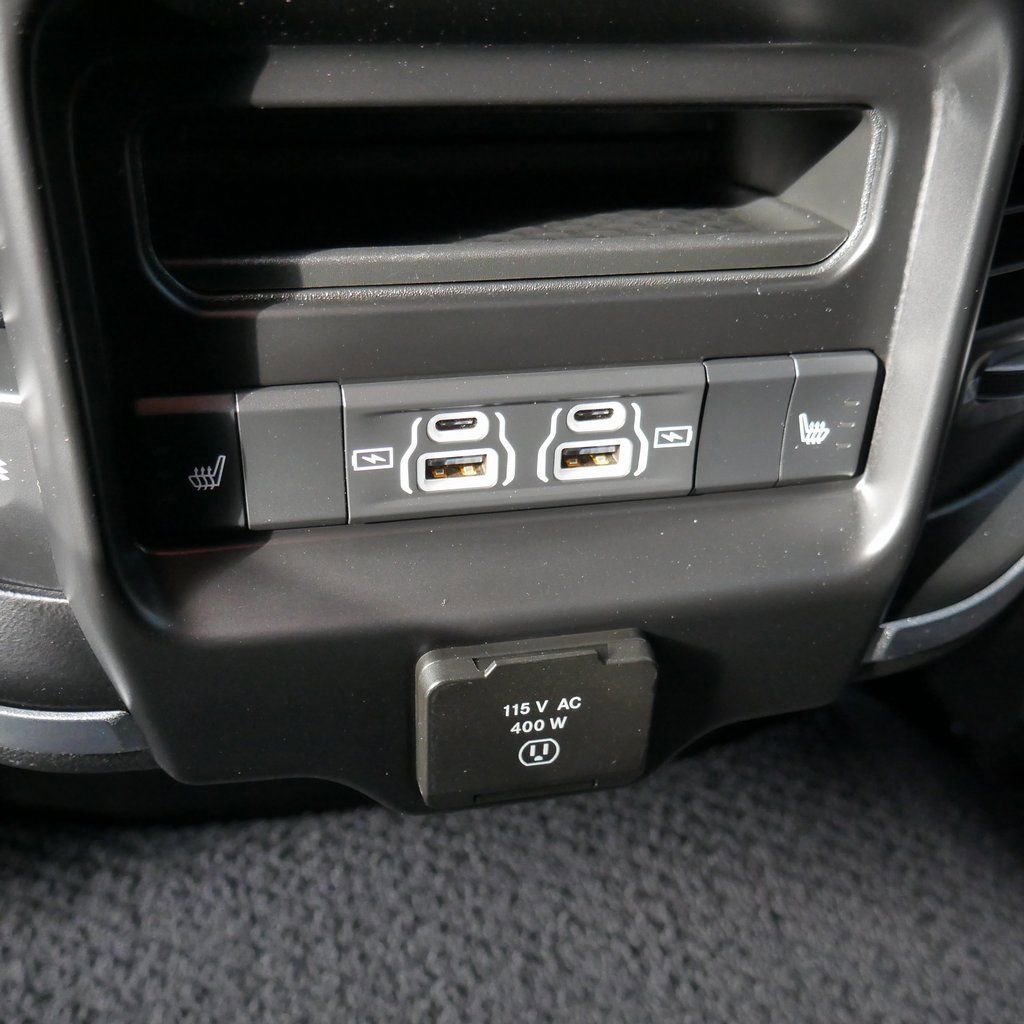 Used 2022 RAM 3500 Laramie image 26