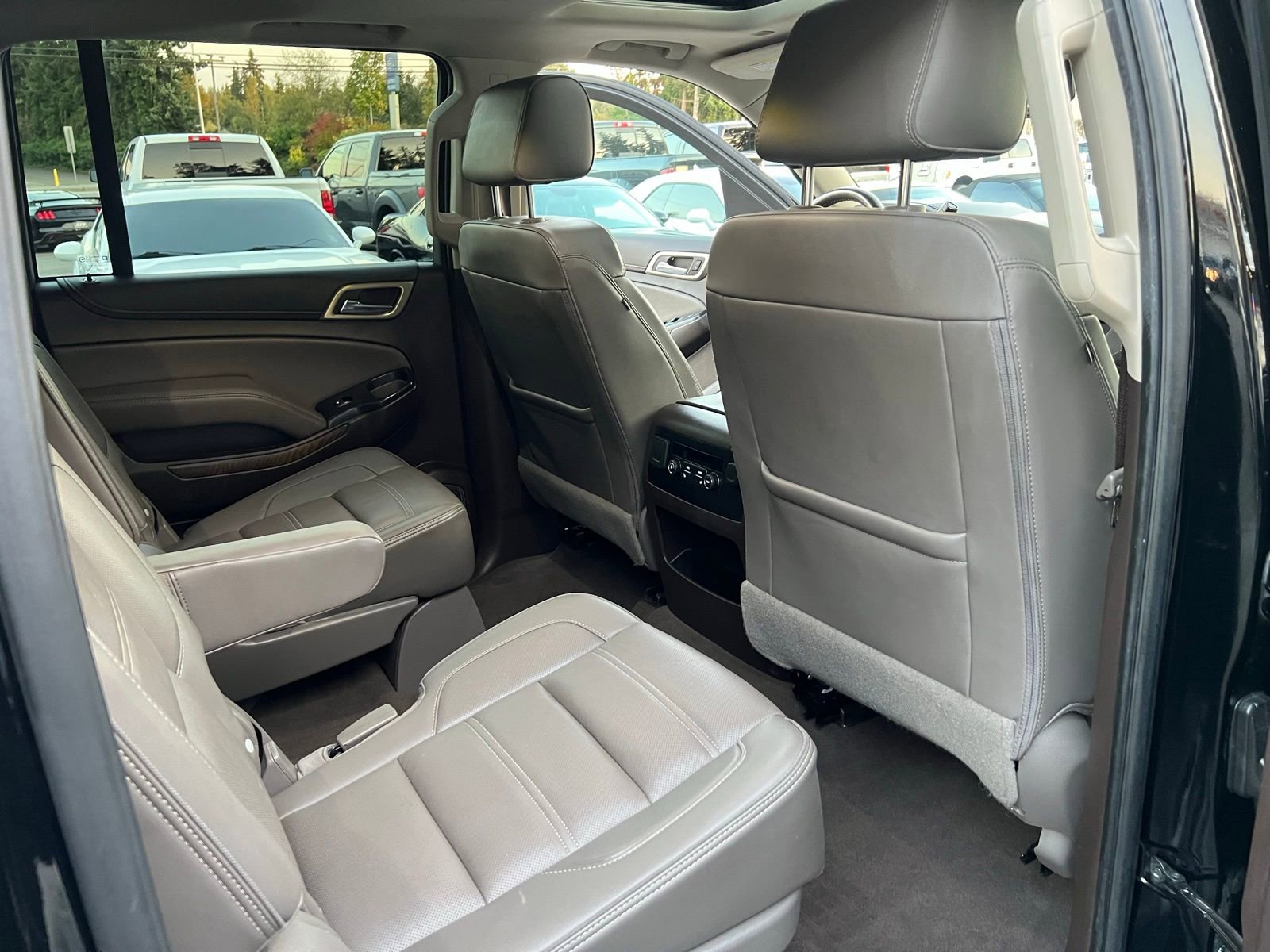 Used 2019 GMC Yukon XL Denali image 36