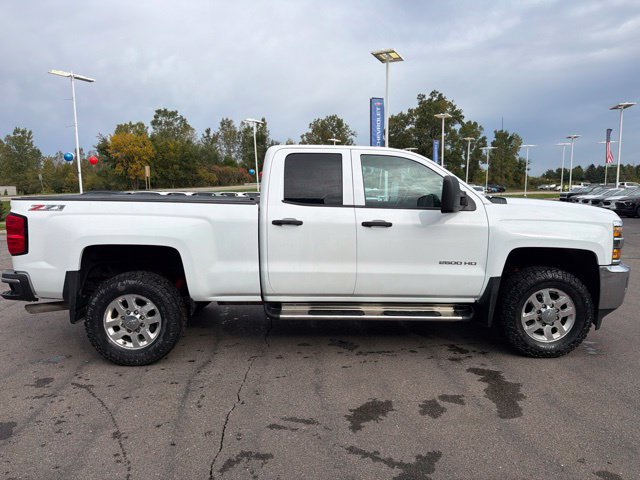 Used 2015 Chevrolet Silverado 2500 LT w/ LT Convenience Package AWD/4WD image 7