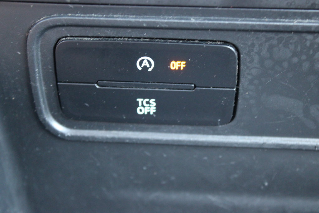 Used 2020 Ford EcoSport S FWD image 43