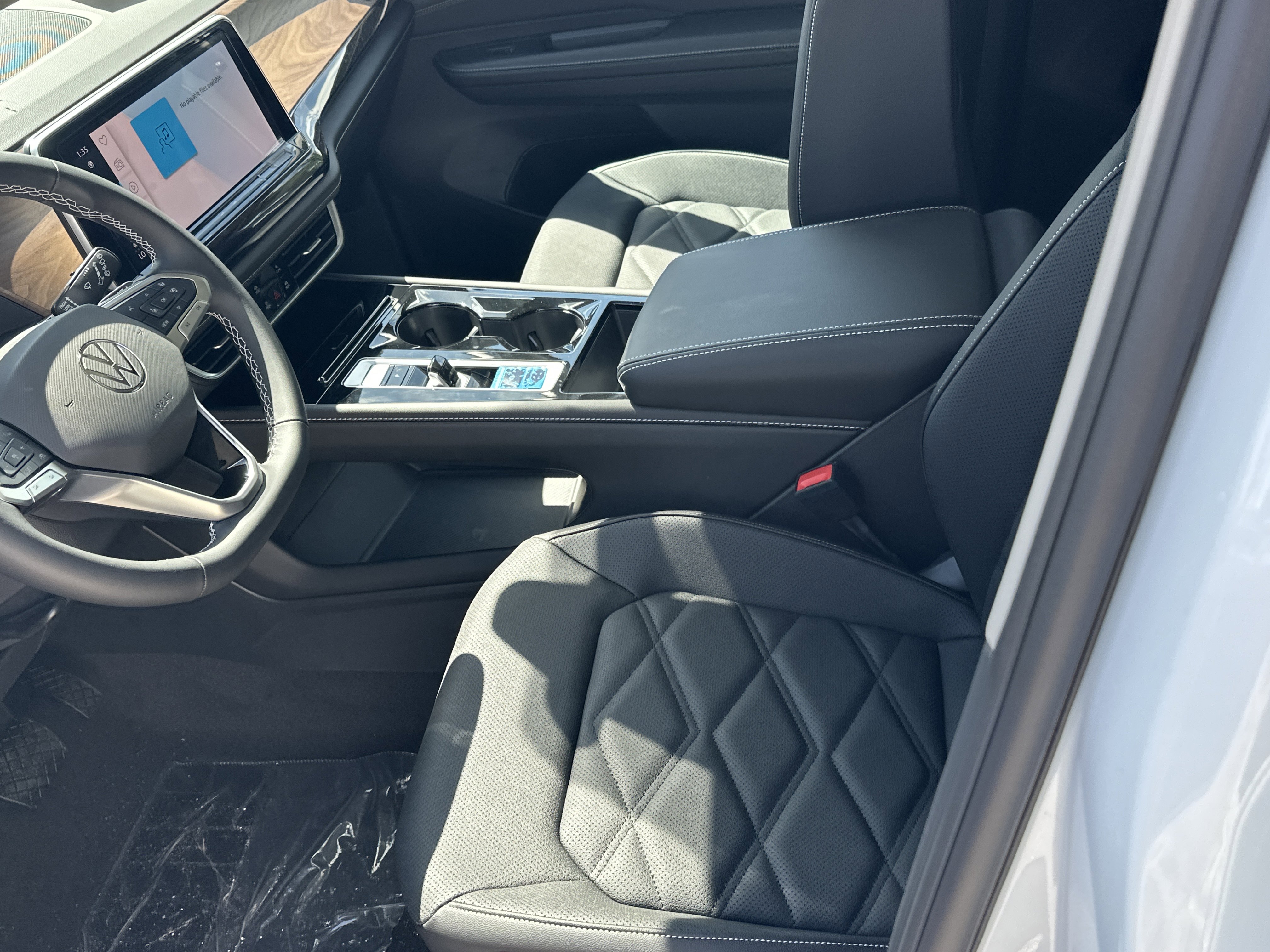 New 2026 Volkswagen Atlas SE image 14