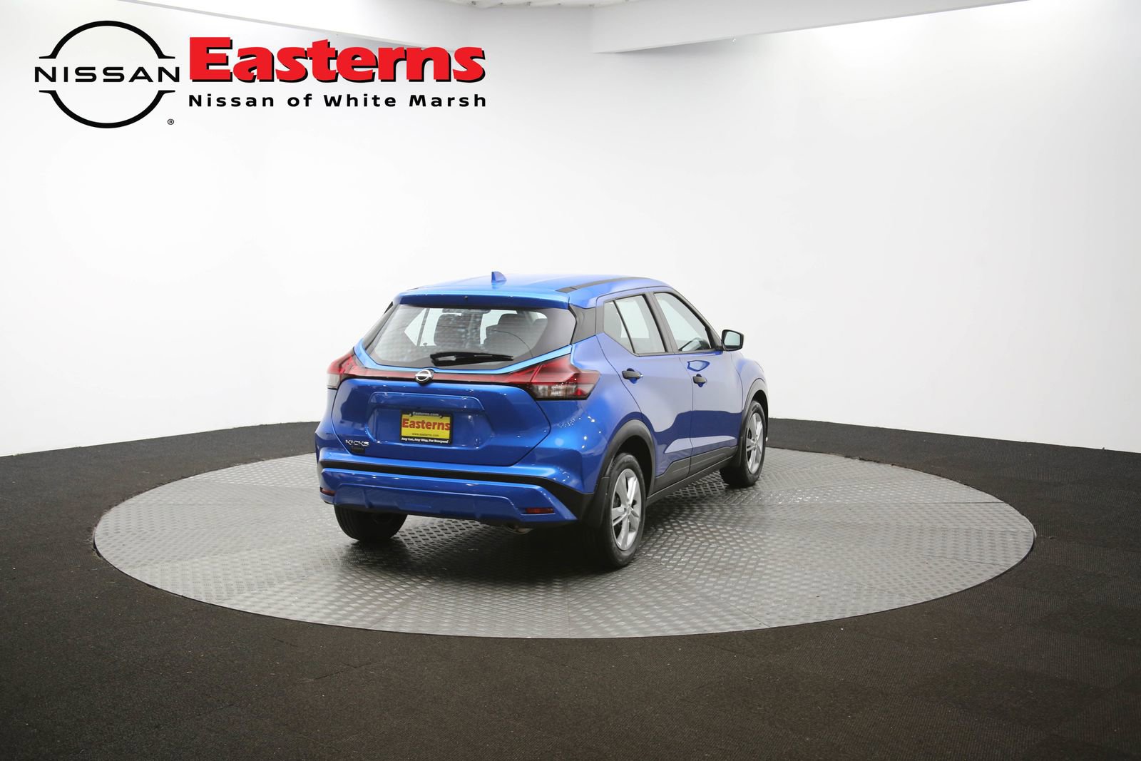 Used 2024 Nissan Kicks S image 68