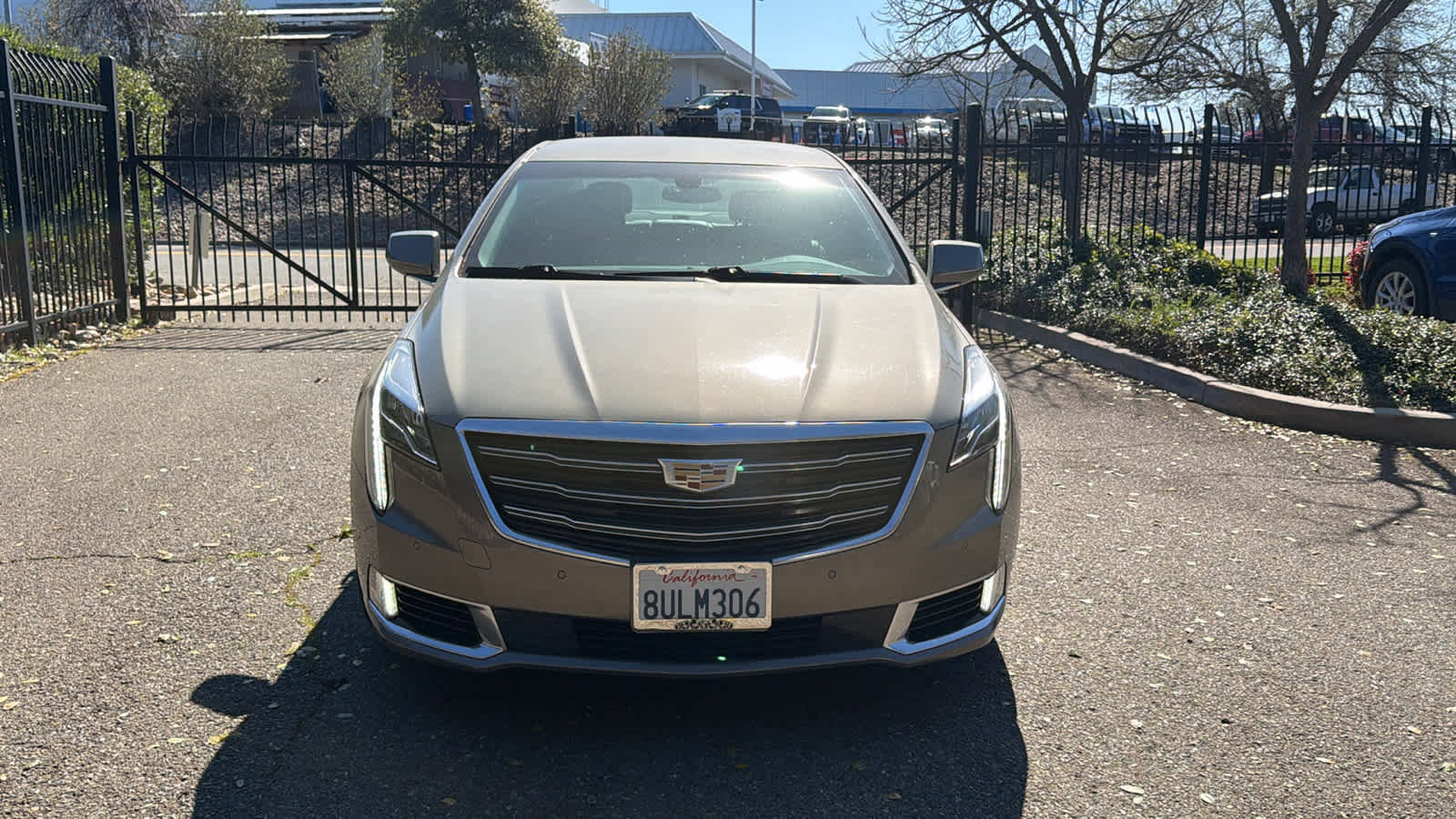 Used 2019 Cadillac XTS Luxury image 2