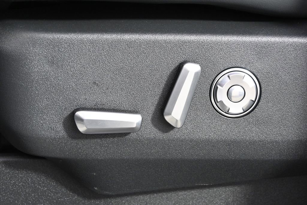 New 2025 Lincoln Navigator Reserve w/ Jet Appearance Package image 14