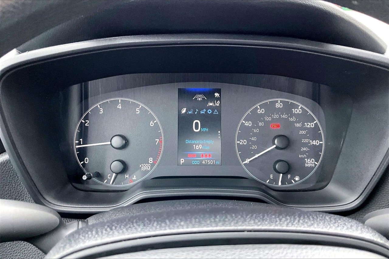 Used 2024 Toyota Corolla LE image 10